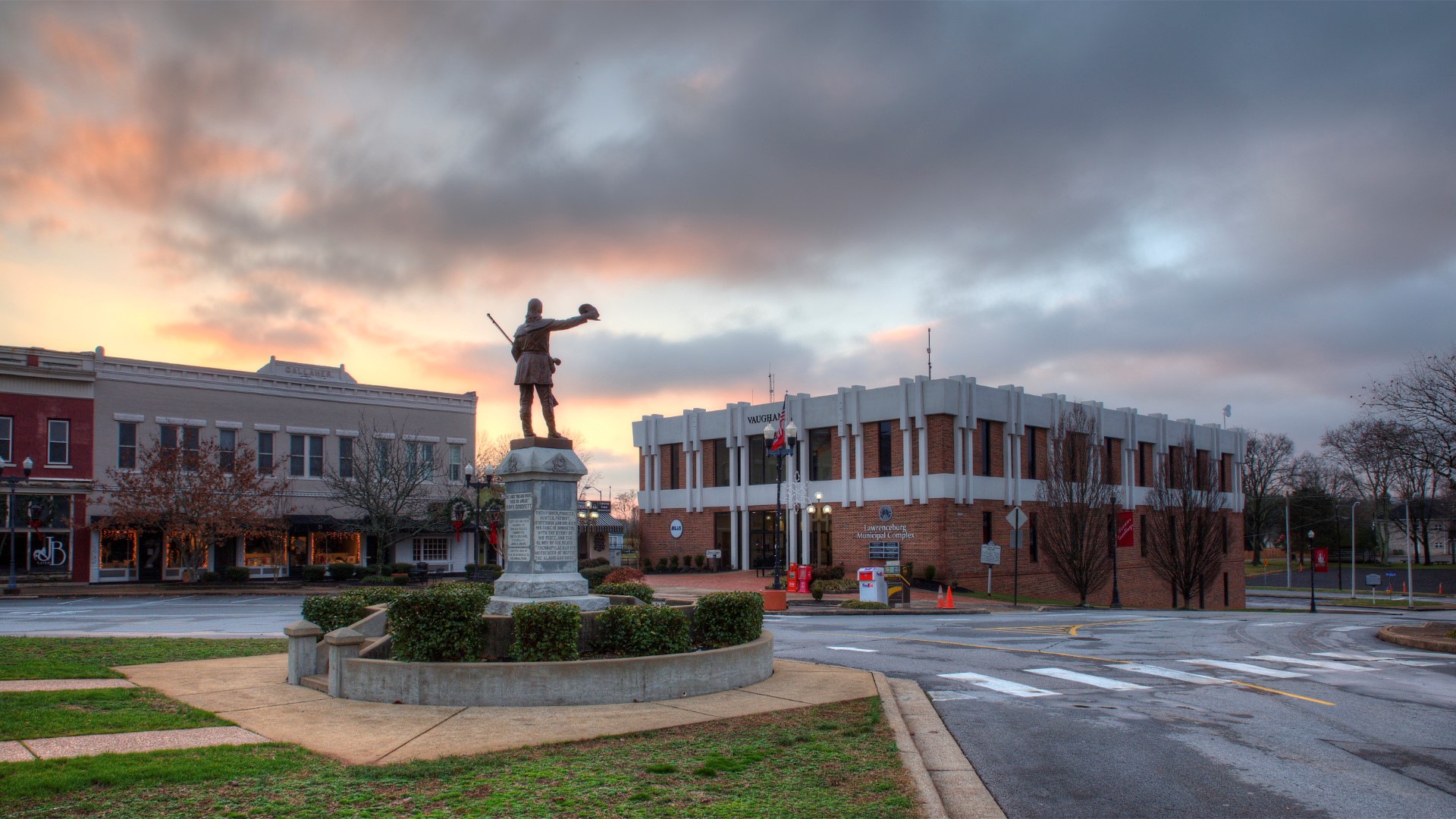 visit lawrenceburg tn crockett statue 2 David Crockett statue looking over the Vaughan museum.